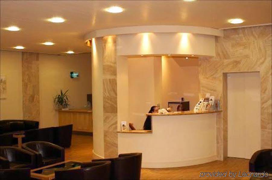 Dolphin Sa1 Hotel Swansea Exterior photo